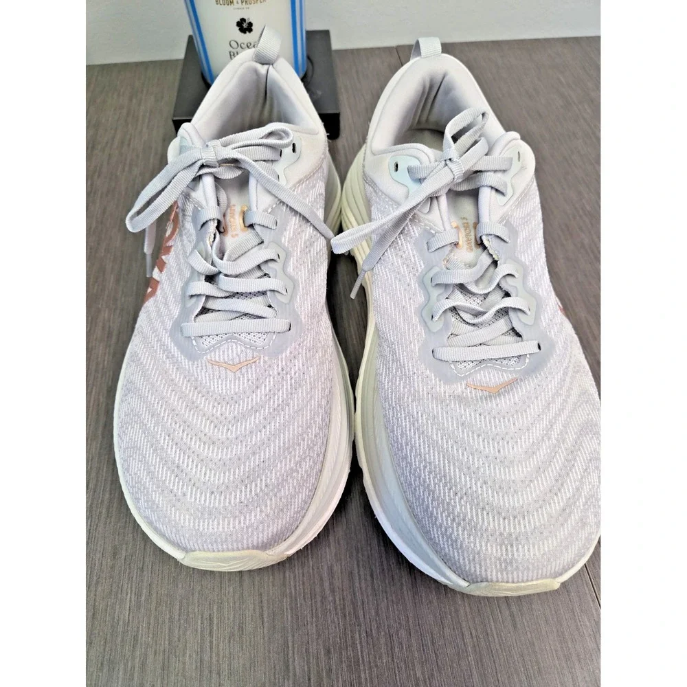 Hoka One One hoka one